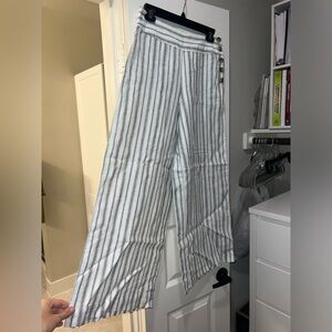 Lou & Grey Wide Leg Linen Pants